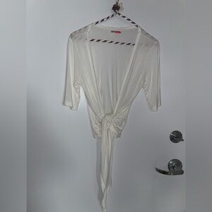 Table eight ballet core top​